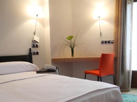 Hospederia Chapitel Hotell Estella Rum bild